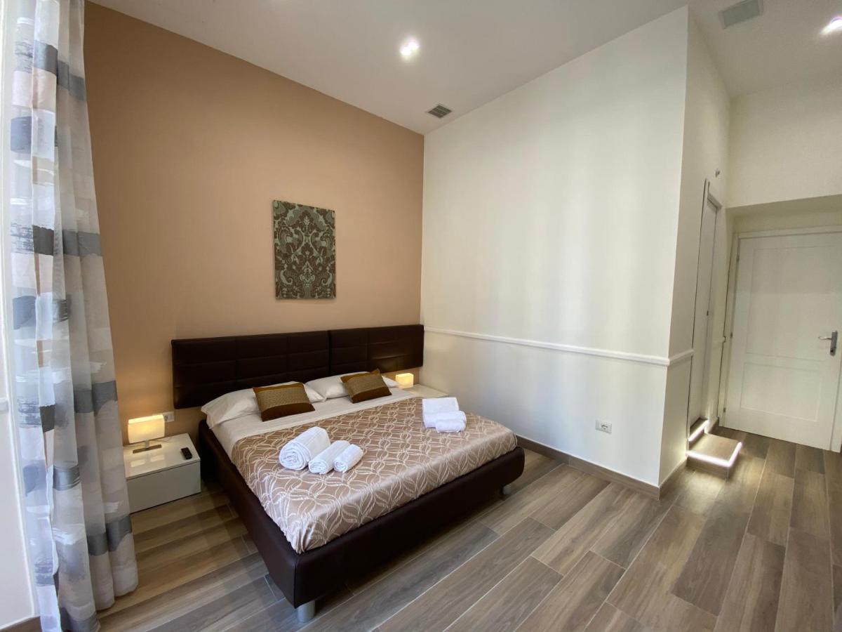 Sun Art Naples Rooms מראה חיצוני תמונה